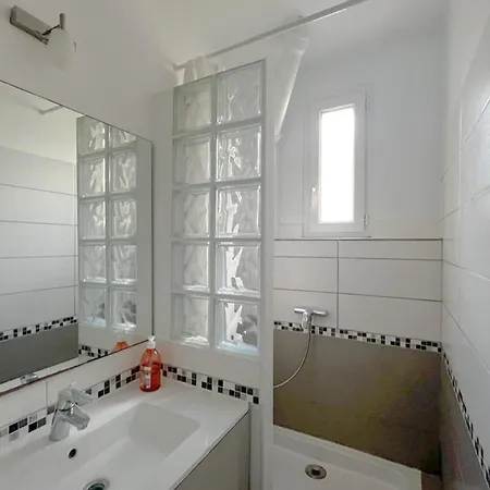 Holiday home In Elegant 3-bedroom Near Bois De Vincennes