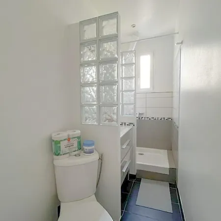 Holiday home In Elegant 3-bedroom Near Bois De Vincennes